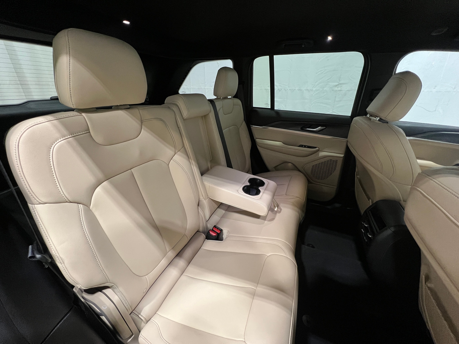 Thumbnail: 2023 Jeep Grand Cherokee - 5