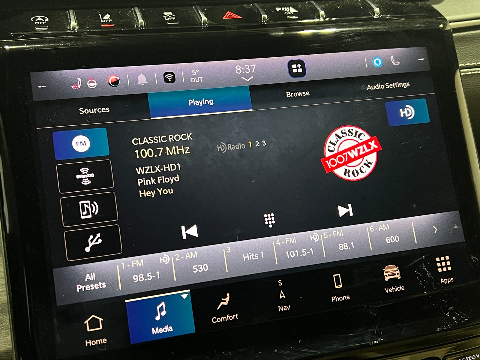 Thumbnail: 2023 Jeep Grand Cherokee - 3