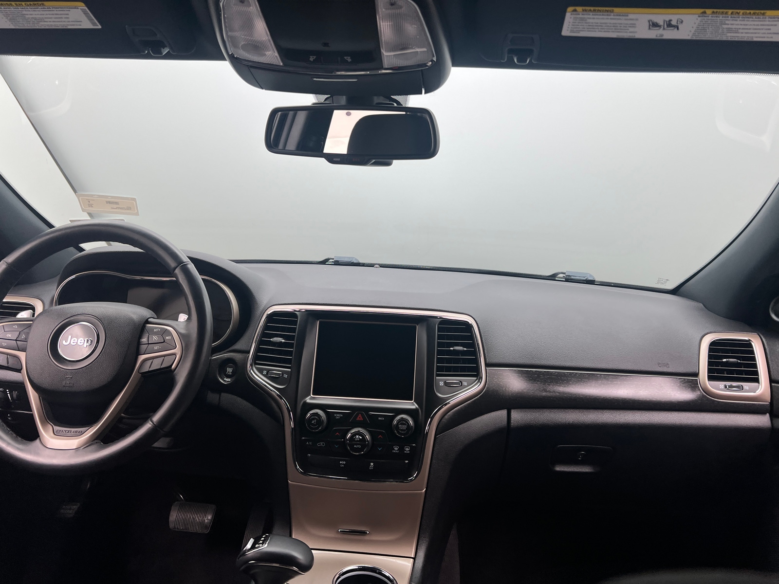 Thumbnail: 2015 Jeep Grand Cherokee - 3