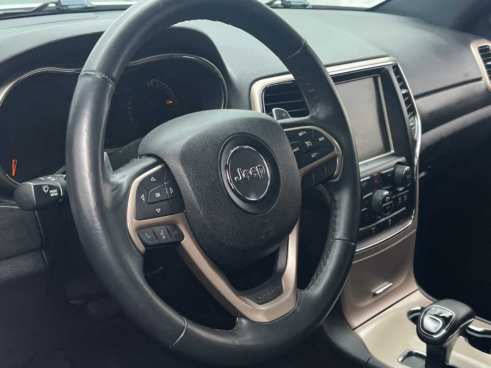 Thumbnail: 2015 Jeep Grand Cherokee - 5