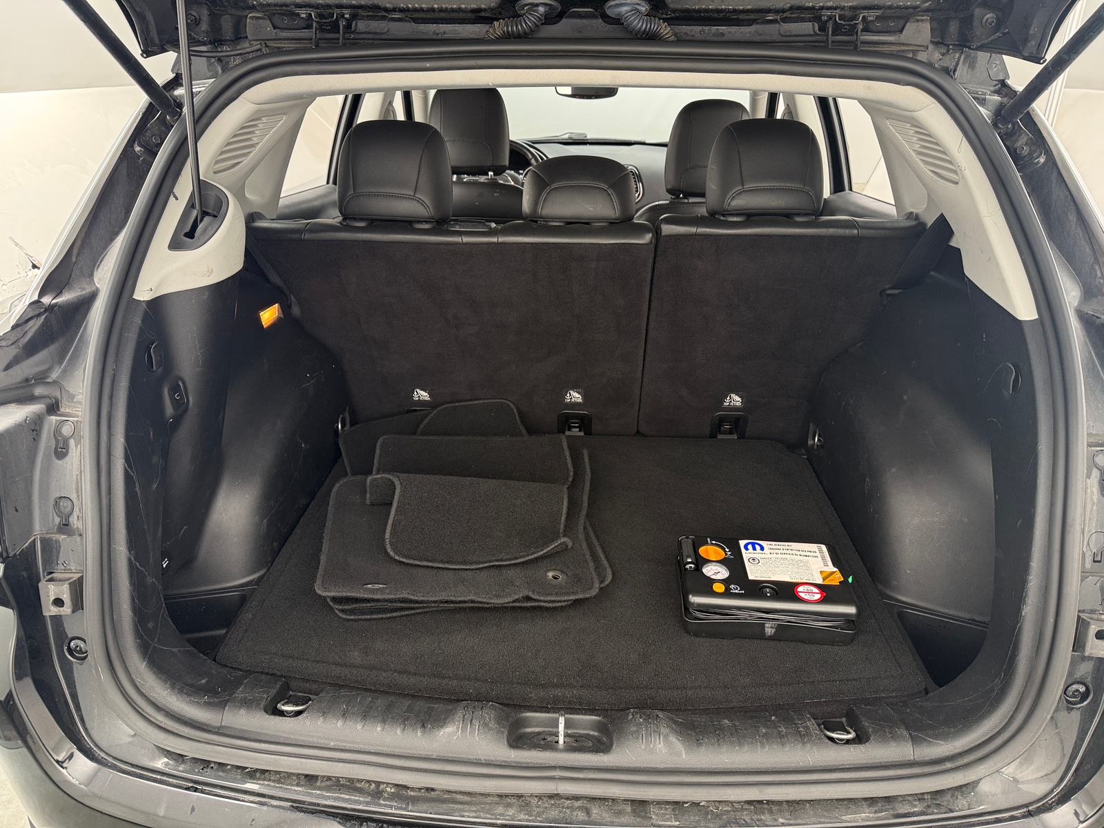 Thumbnail: 2018 Jeep Compass - 6