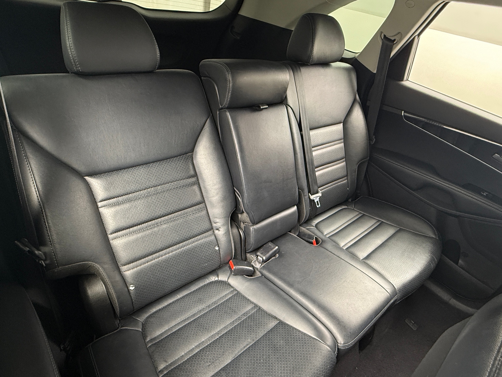 Thumbnail: 2017 Kia Sorento - 6