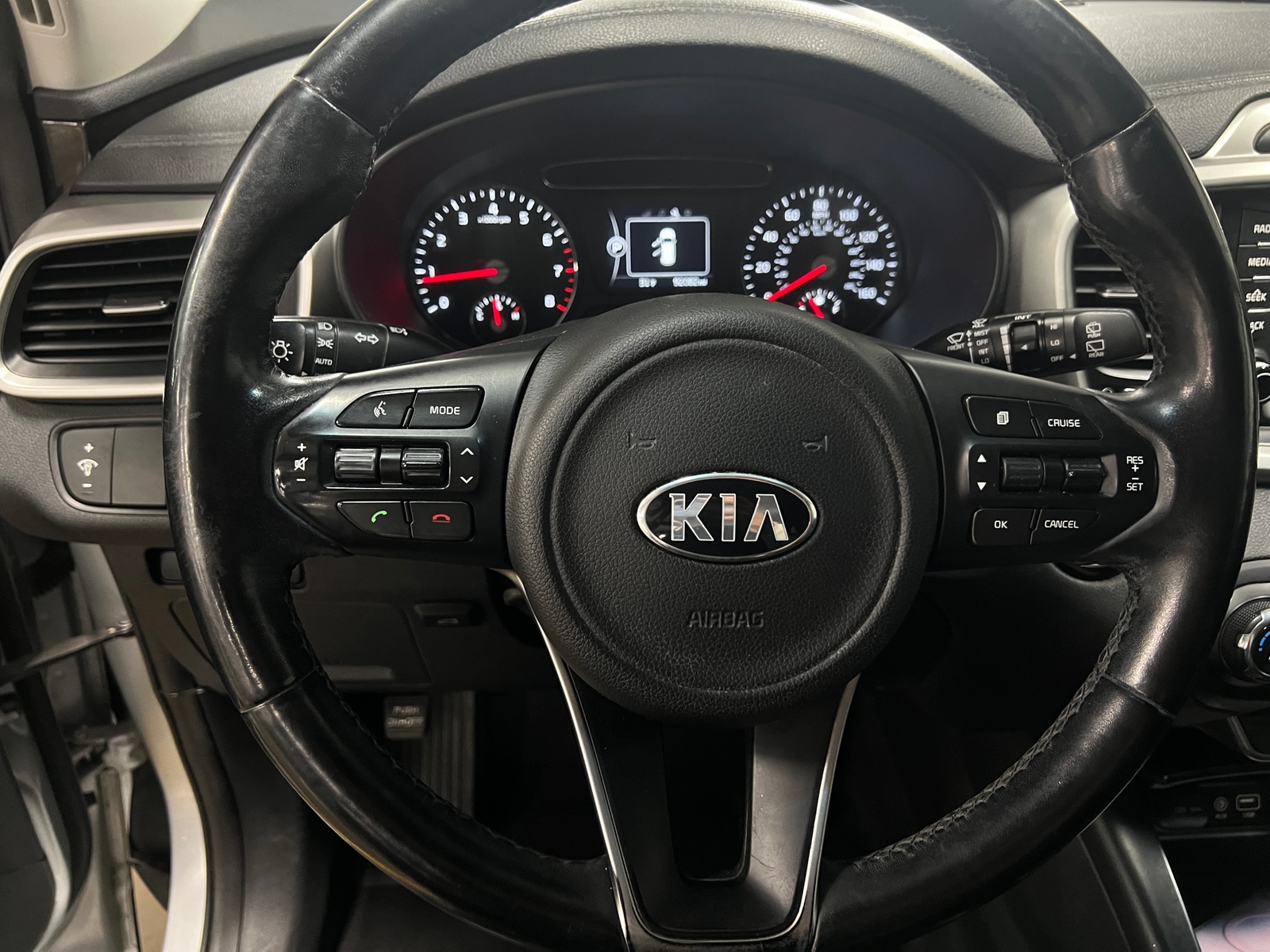 Thumbnail: 2017 Kia Sorento - 5