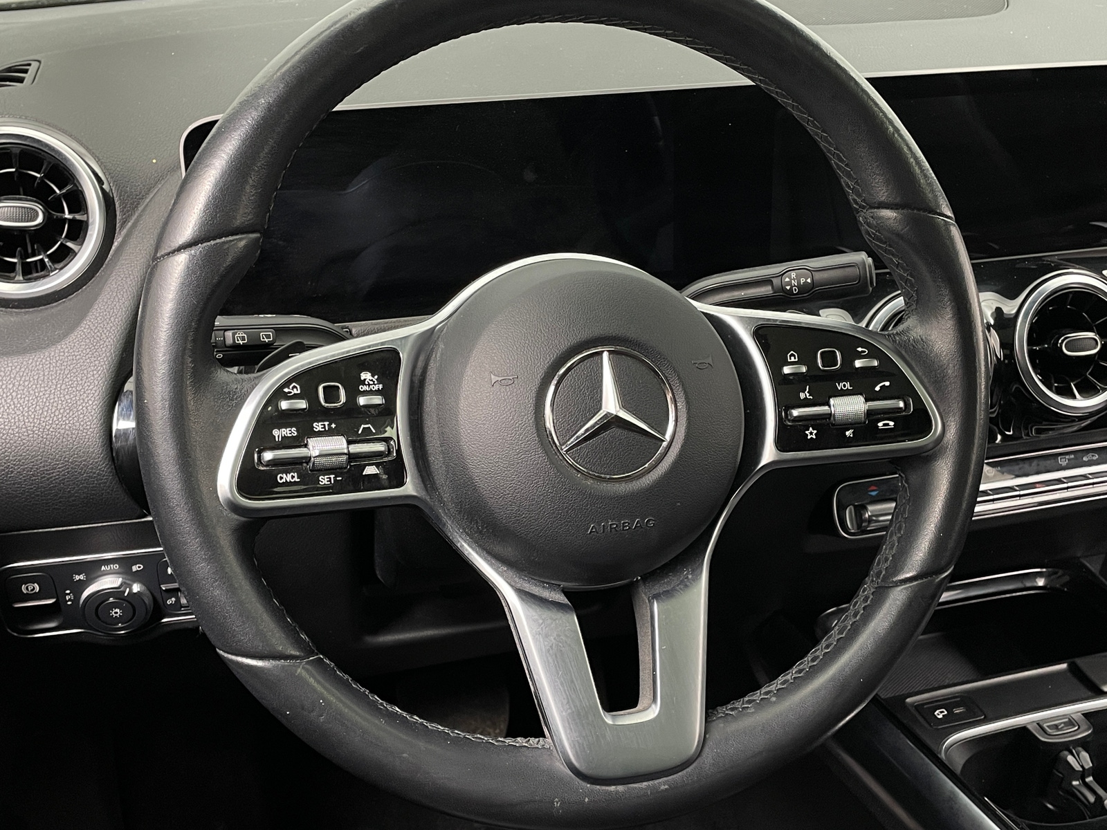 Thumbnail: 2021 Mercedes-Benz GLA - 4