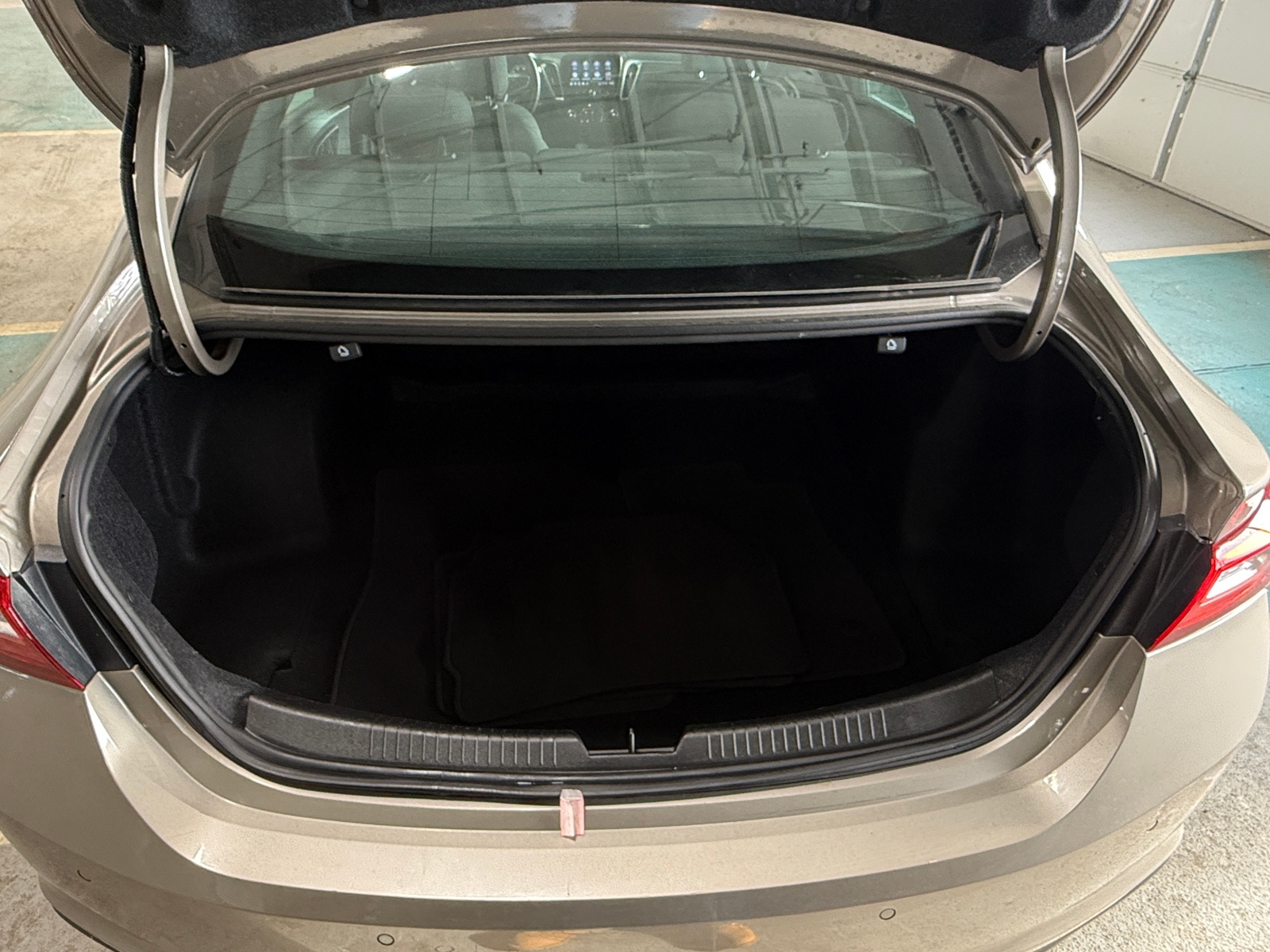 Thumbnail: 2024 Chevrolet Malibu - 7