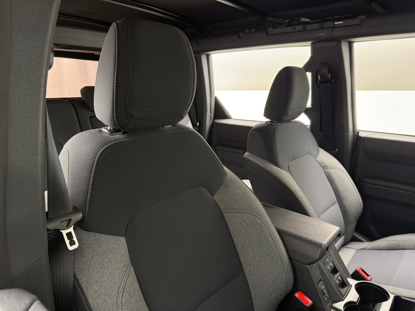 Thumbnail: 2025 Ford Bronco - 2