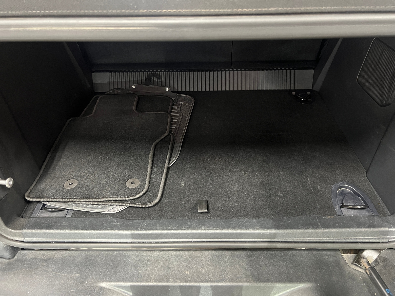 Thumbnail: 2025 Ford Bronco - 7