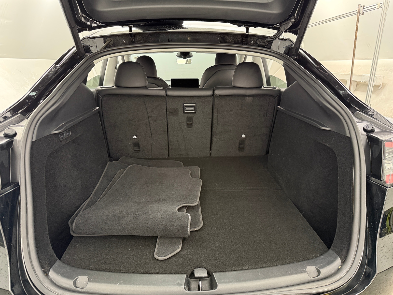 Thumbnail: 2023 Tesla Model Y - 6