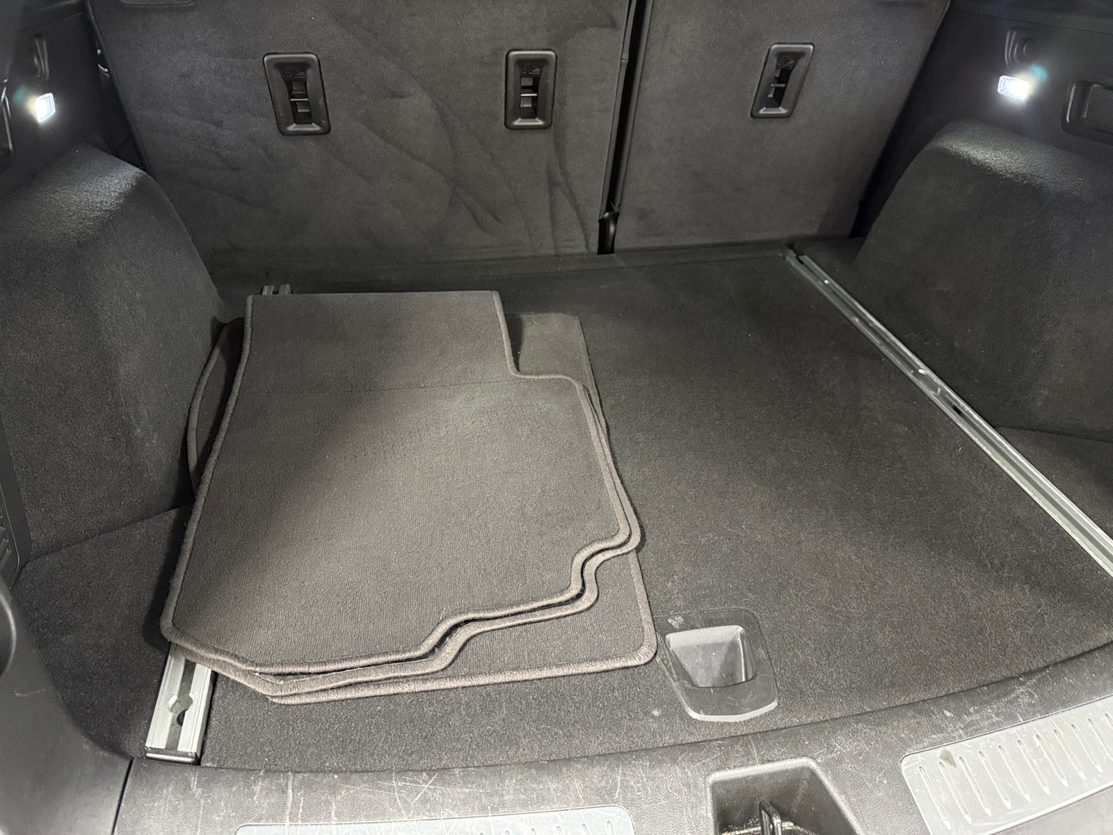 Thumbnail: 2024 Cadillac XT5 - 6