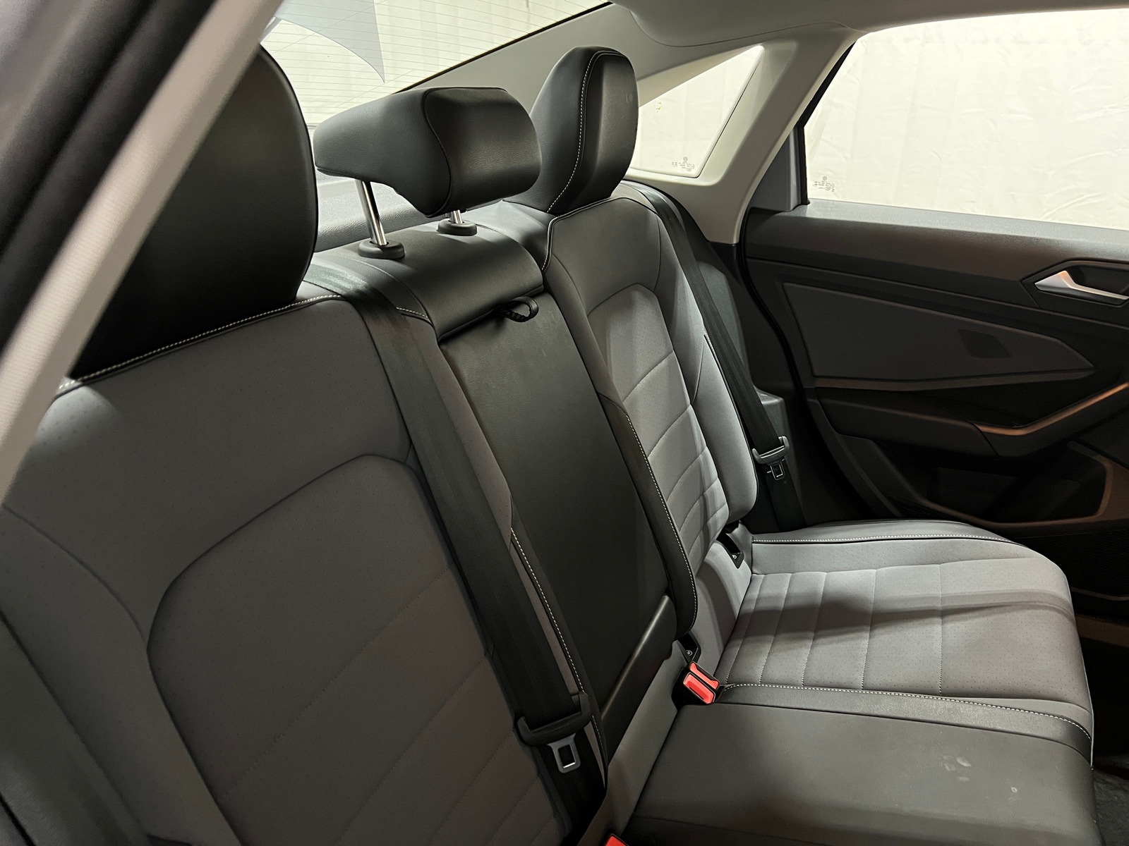 Thumbnail: 2025 Volkswagen Jetta - 5