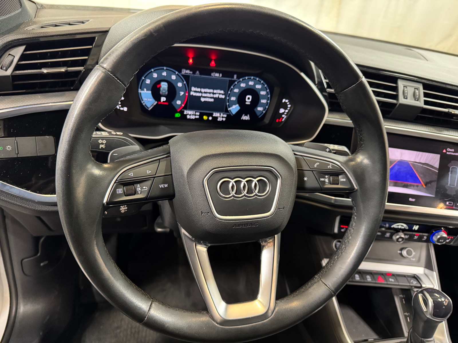 Thumbnail: 2022 Audi Q3 - 4