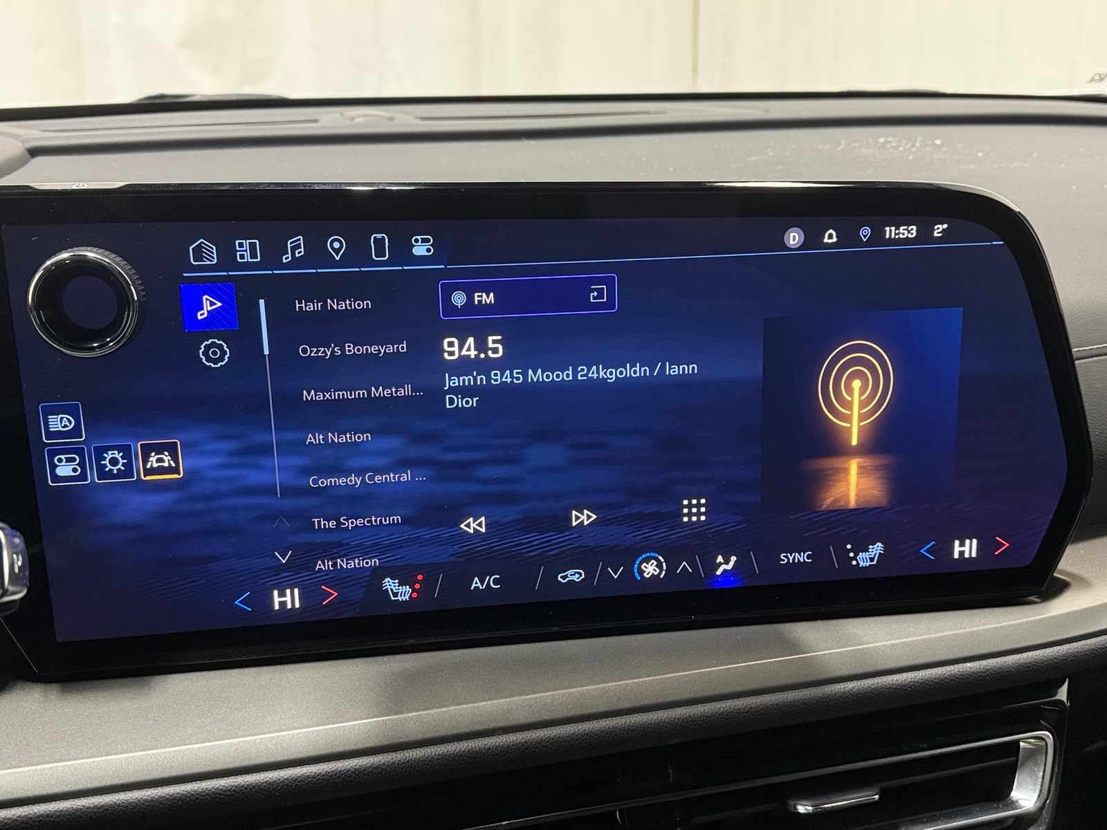 Thumbnail: 2025 Chevrolet Traverse - 4