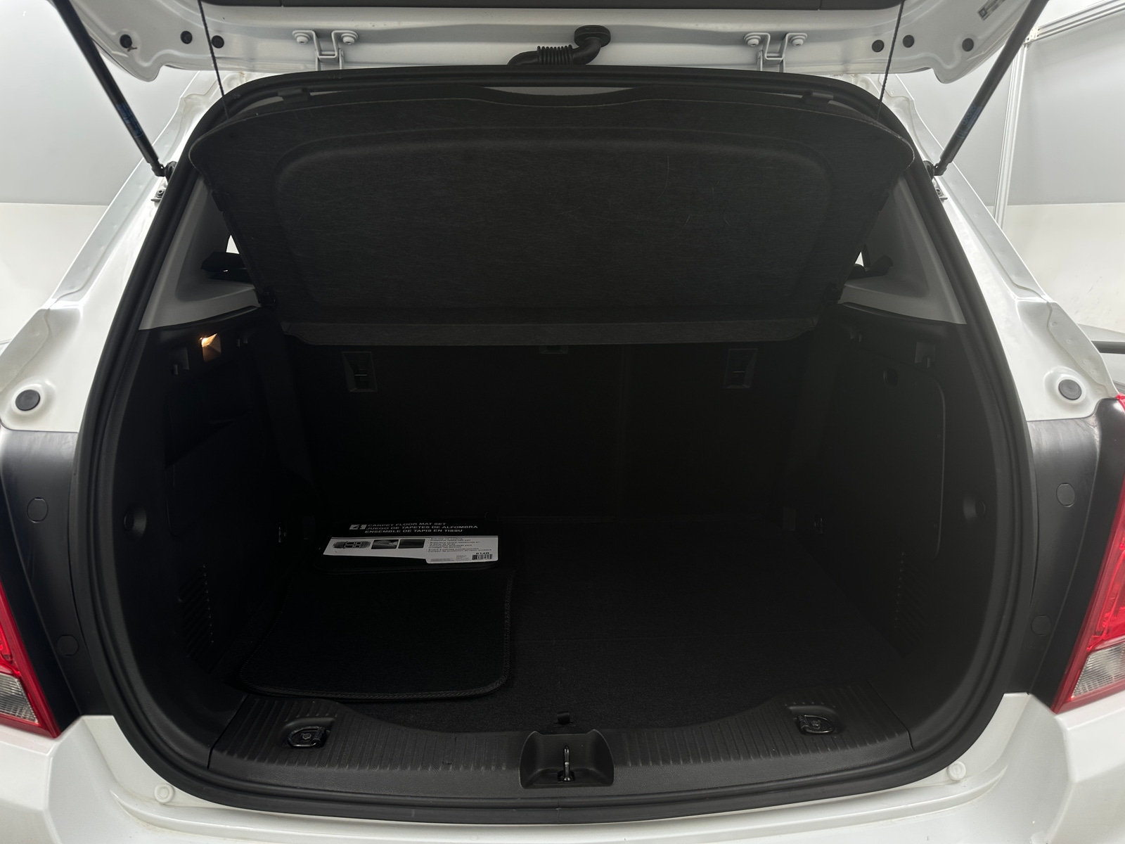 Thumbnail: 2019 Chevrolet Trax - 7