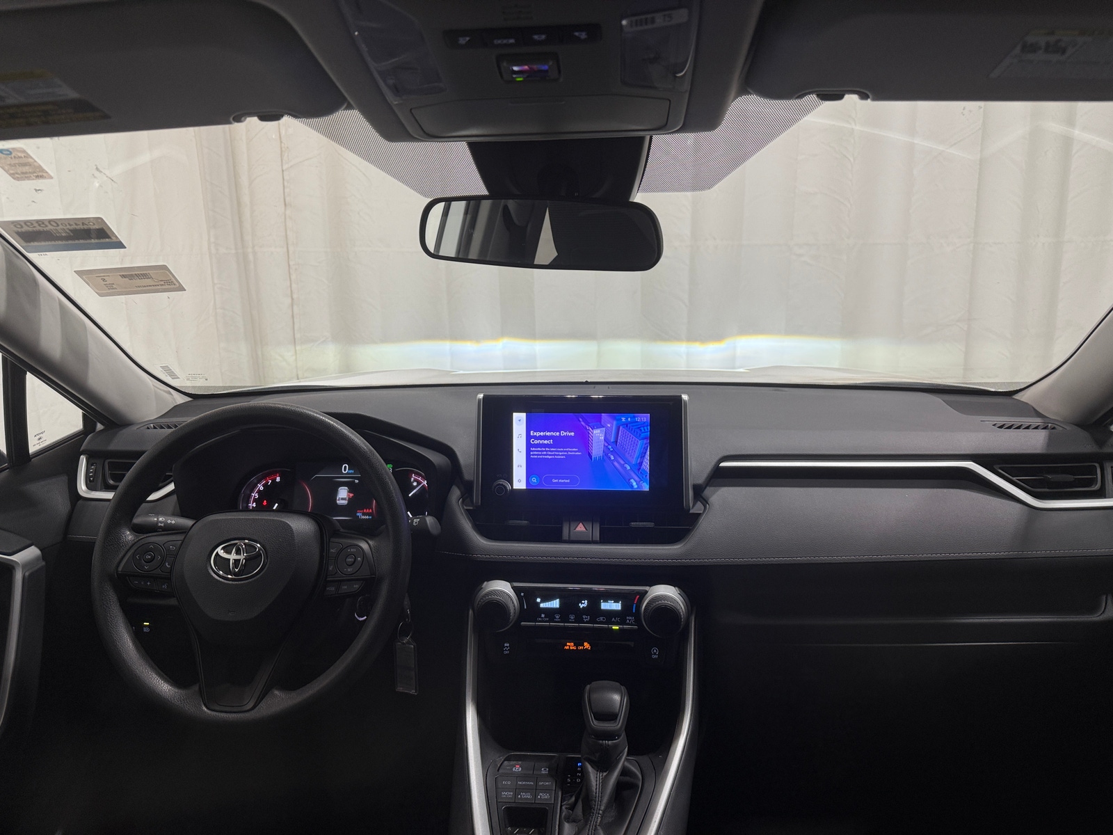 Thumbnail: 2025 Toyota RAV4 - 3