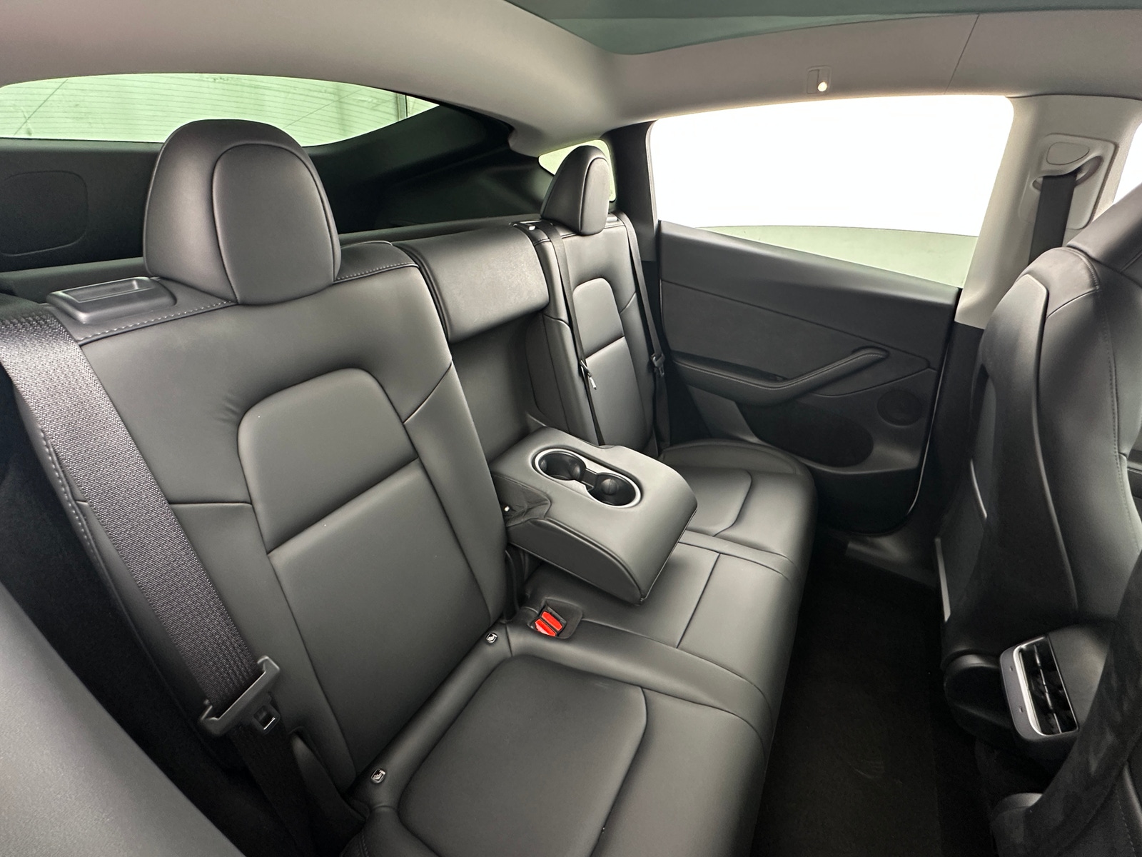 Thumbnail: 2023 Tesla Model Y - 5