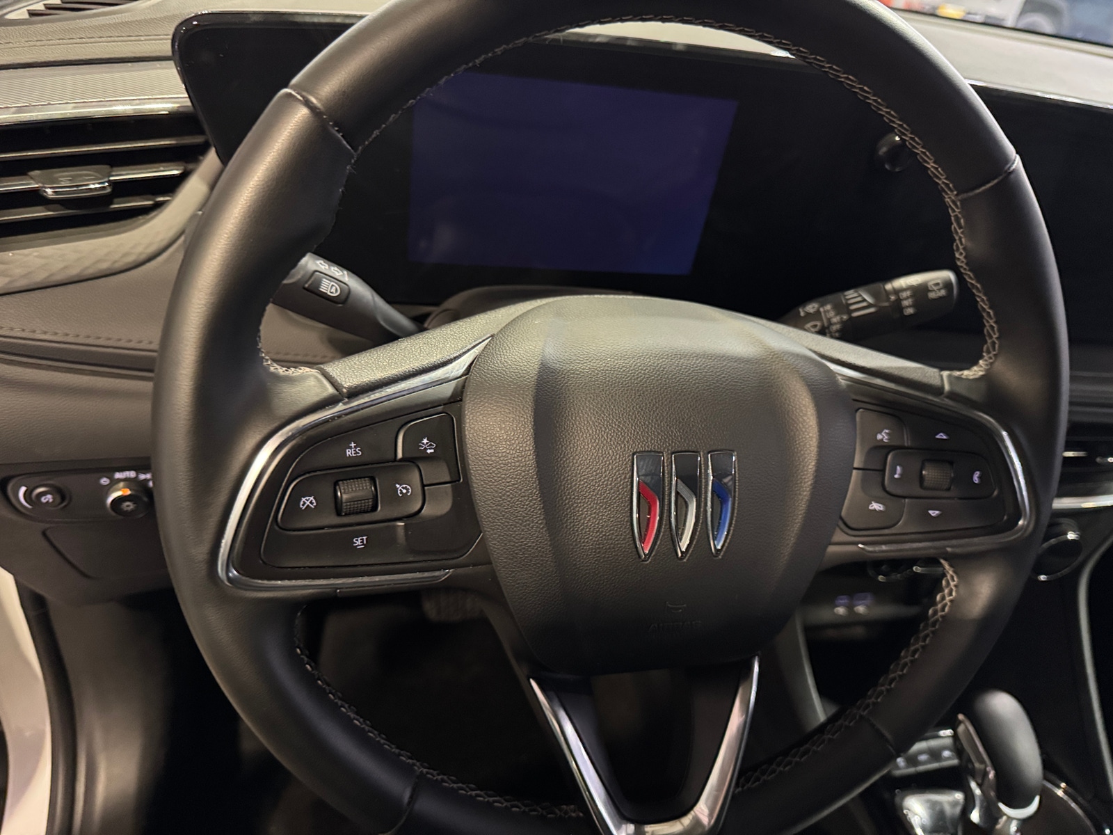 Thumbnail: 2025 Buick Encore GX - 4