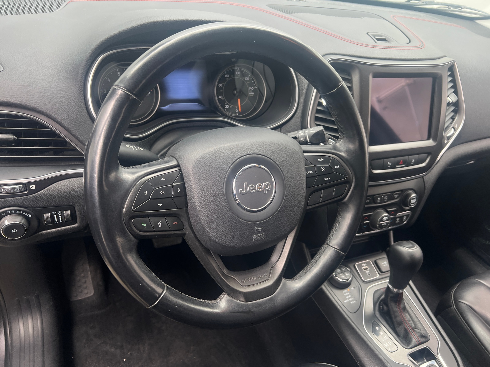 Thumbnail: 2021 Jeep Cherokee - 5