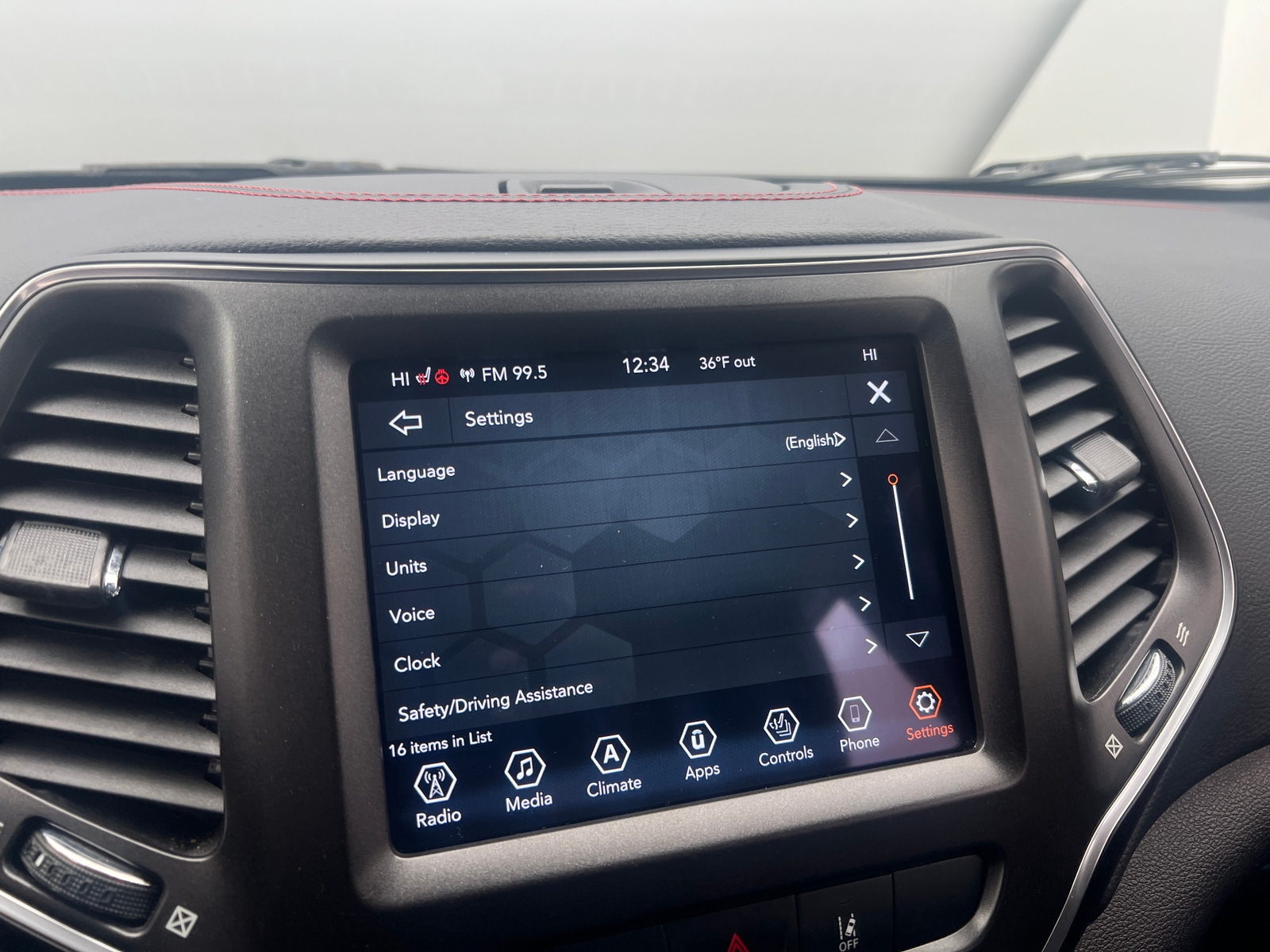 Thumbnail: 2021 Jeep Cherokee - 4