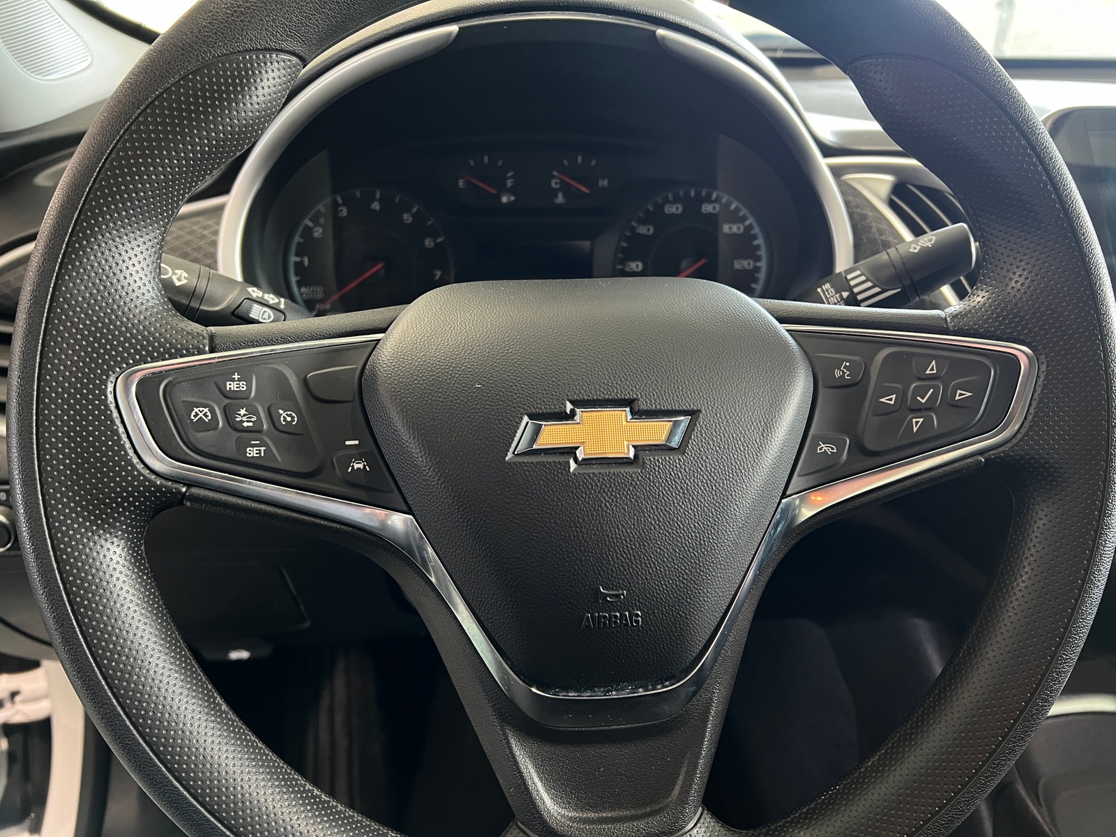 Thumbnail: 2024 Chevrolet Malibu - 5