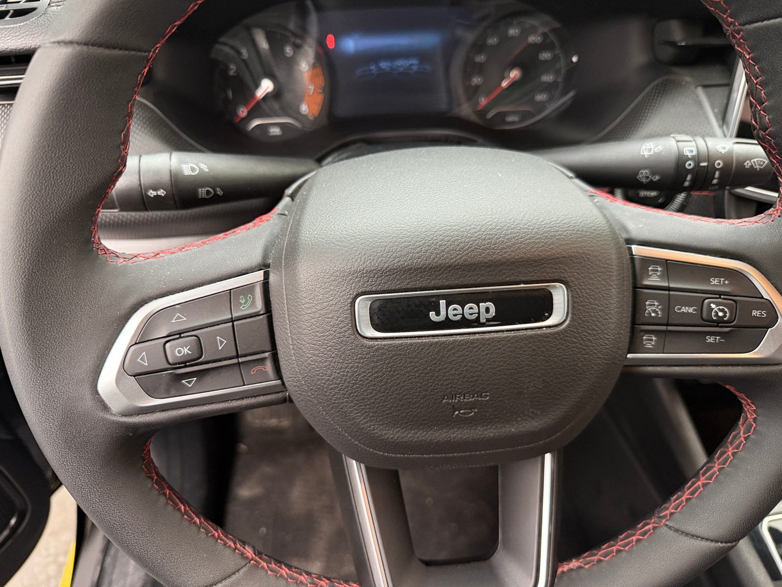 Thumbnail: 2023 Jeep Compass - 4