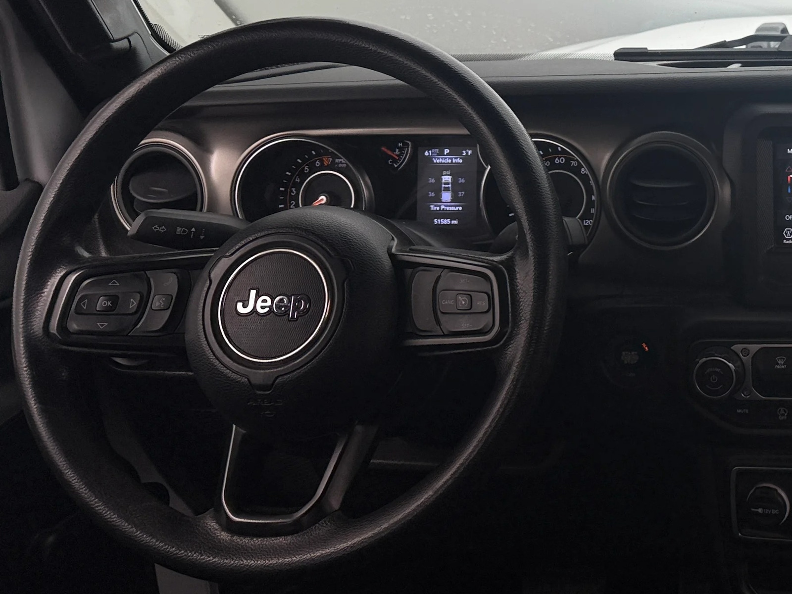 Thumbnail: 2023 Jeep Gladiator - 5