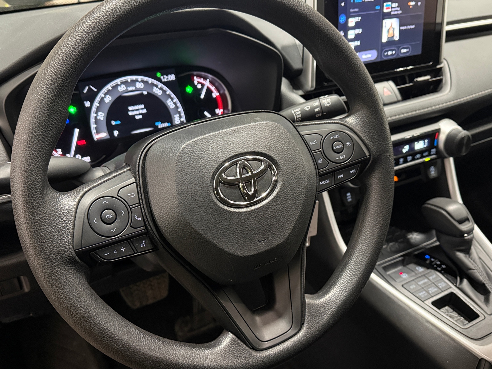 Thumbnail: 2025 Toyota RAV4 - 5