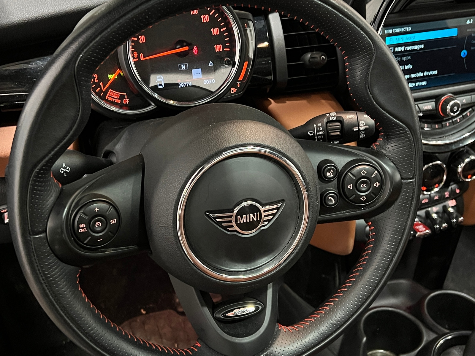 Thumbnail: 2019 MINI Cooper Hardtop - 4