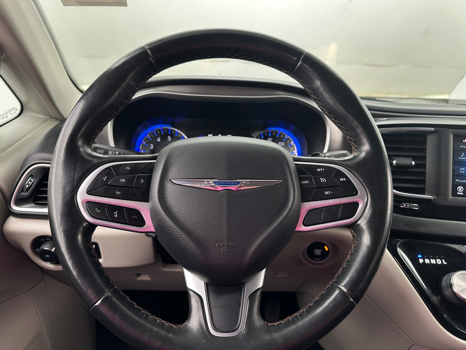 Thumbnail: 2020 Chrysler Pacifica - 4