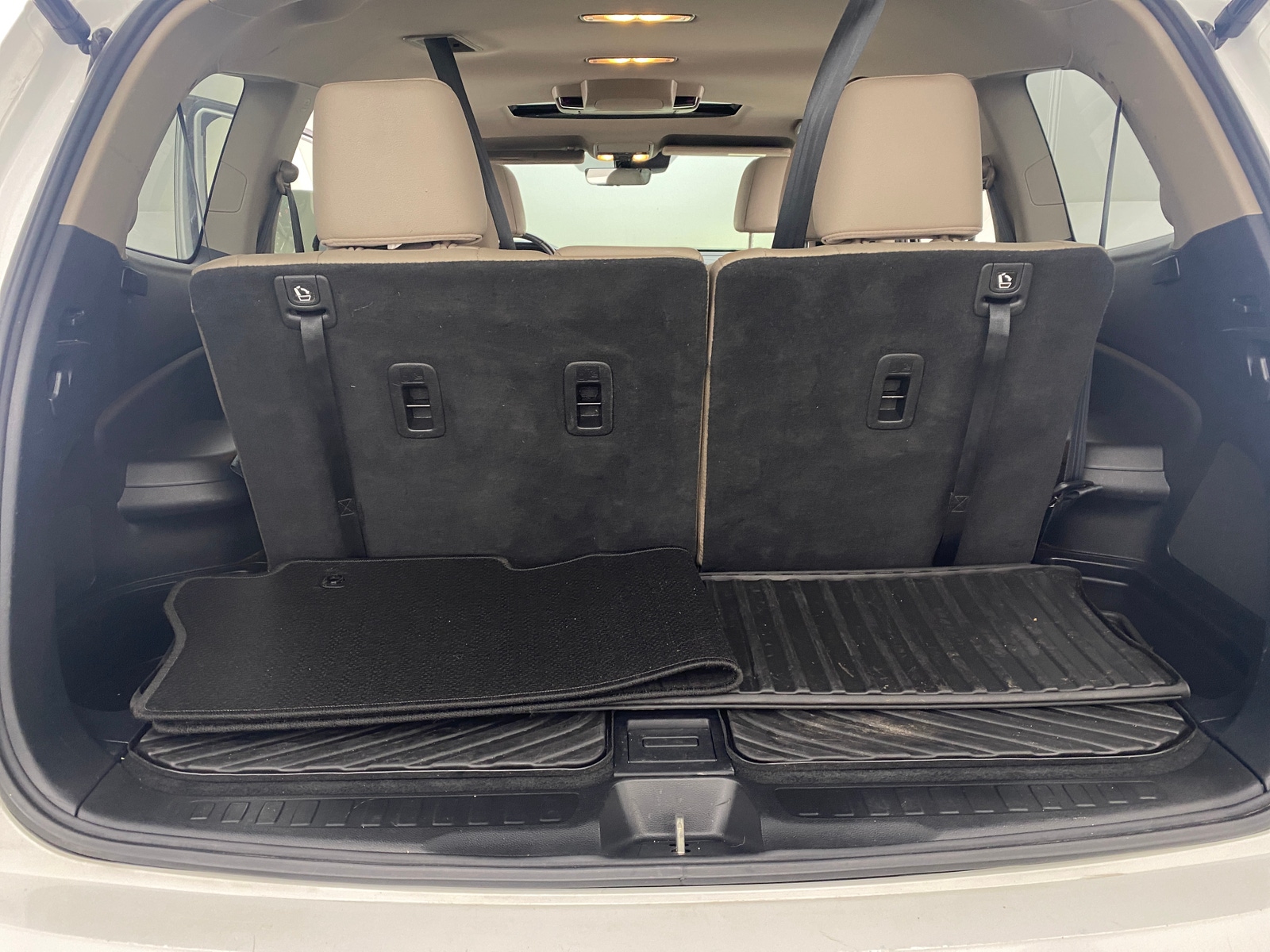 Thumbnail: 2020 Honda Pilot - 6