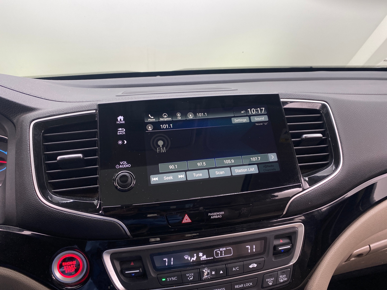 Thumbnail: 2020 Honda Pilot - 3