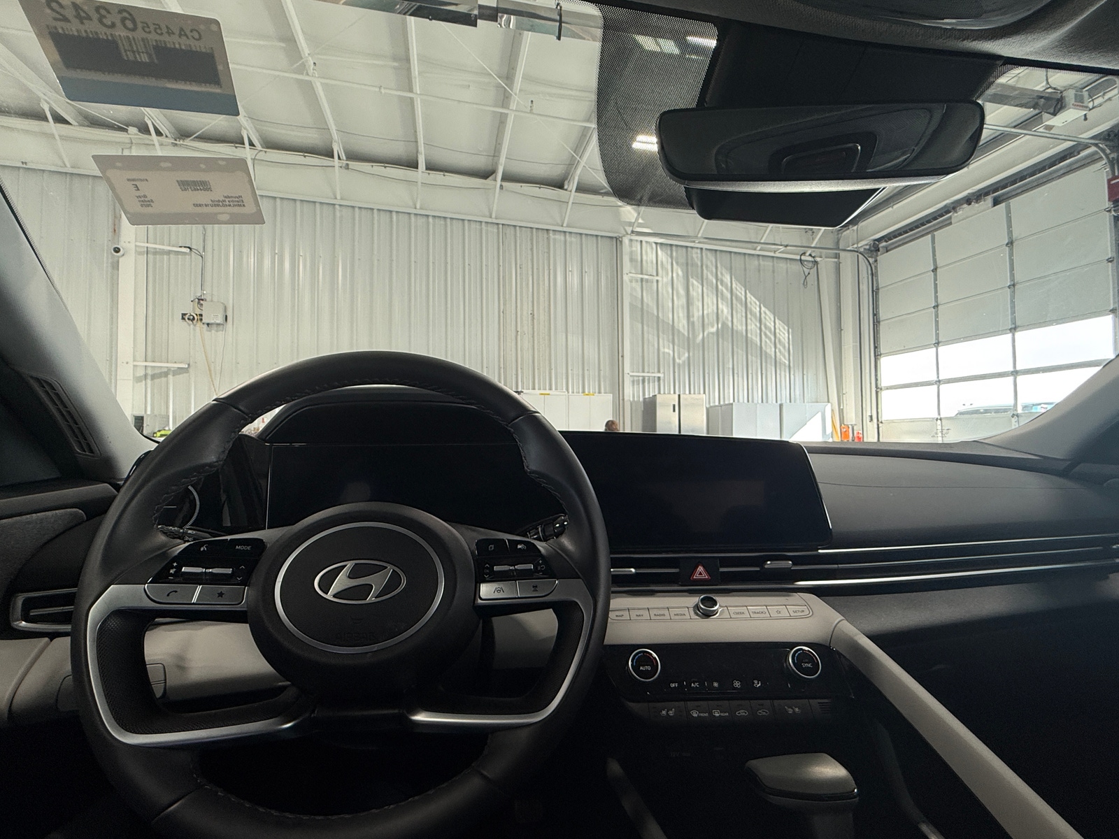 Thumbnail: 2025 Hyundai Elantra - 2