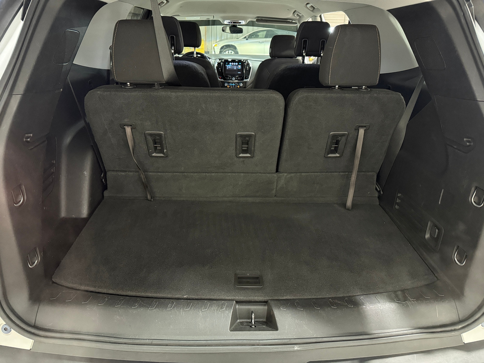 Thumbnail: 2018 Chevrolet Traverse - 7