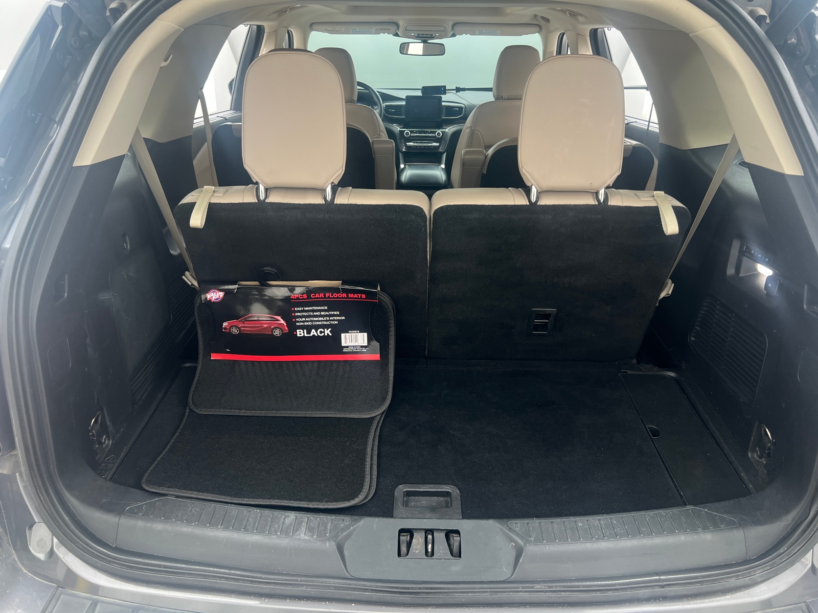 Thumbnail: 2021 Ford Explorer - 6