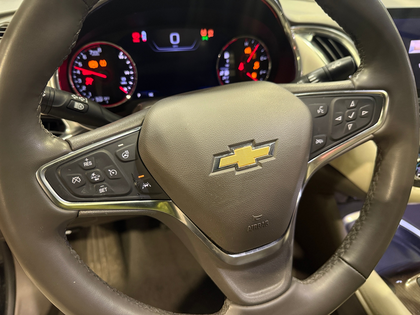 Thumbnail: 2024 Chevrolet Malibu - 4