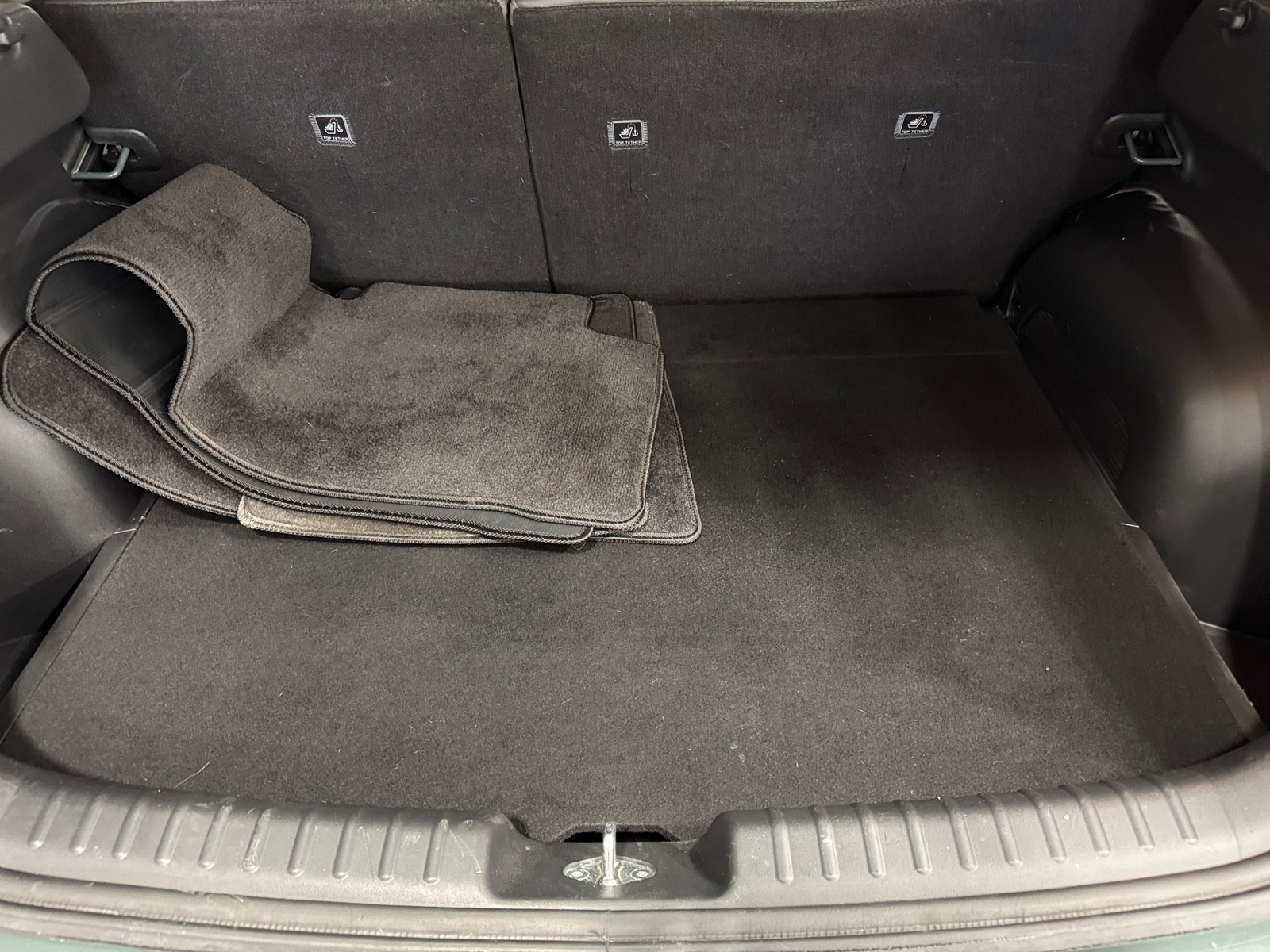 Thumbnail: 2023 Kia Niro - 6