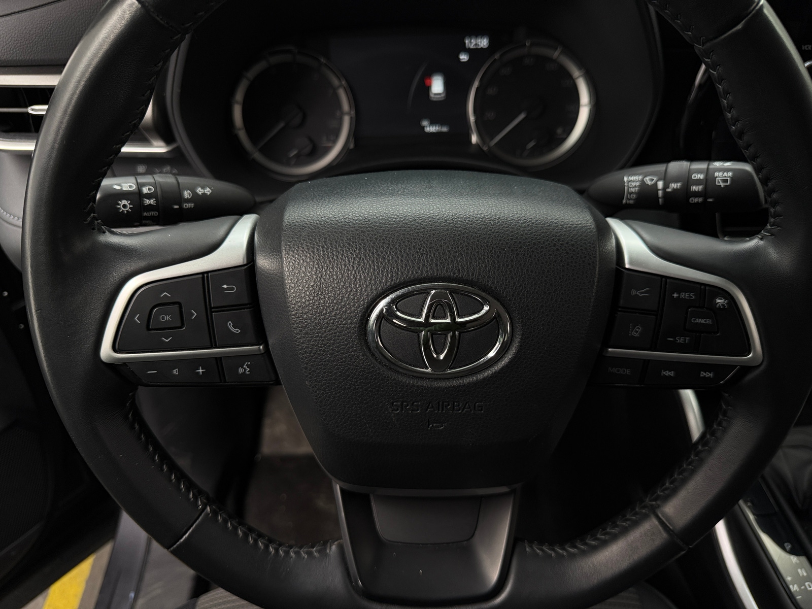 Thumbnail: 2024 Toyota Highlander - 5