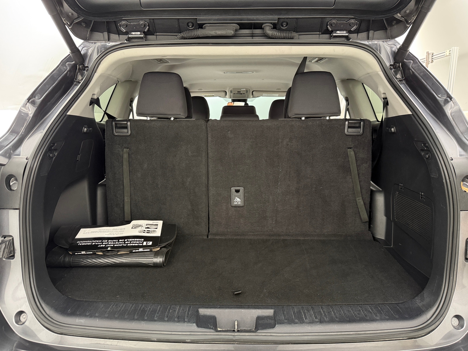 Thumbnail: 2024 Toyota Highlander - 7