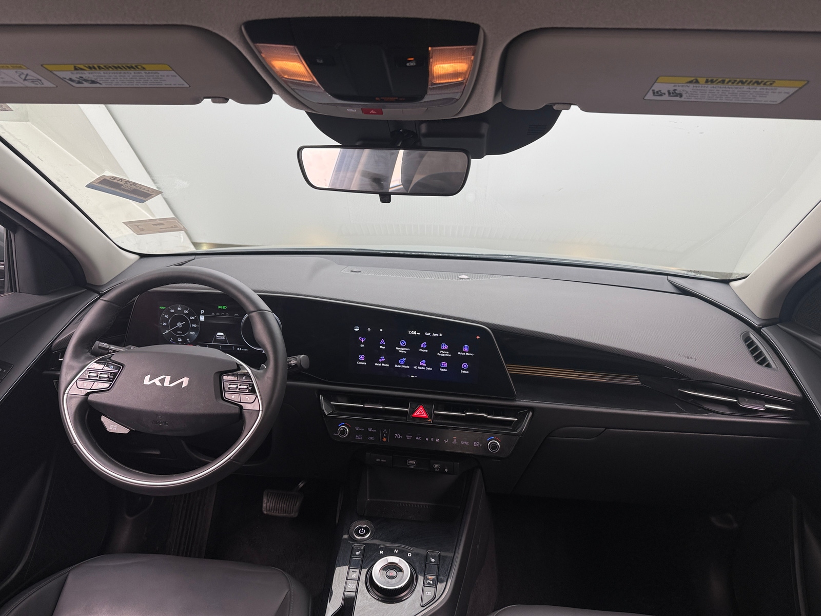 Thumbnail: 2023 Kia Niro - 3