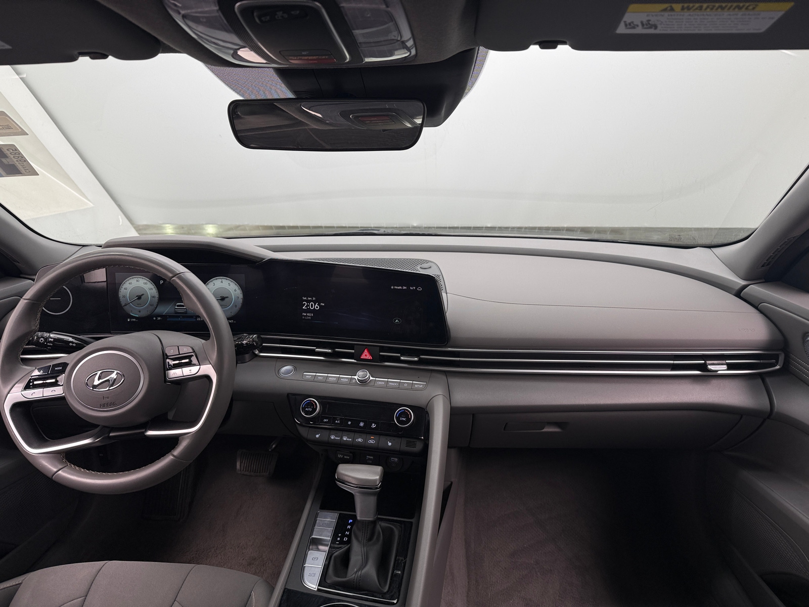 Thumbnail: 2023 Hyundai Elantra - 3