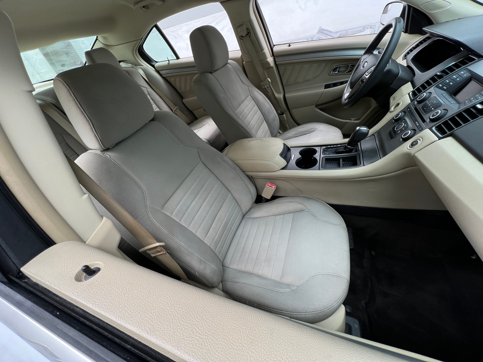 Thumbnail: 2015 Ford Taurus - 2