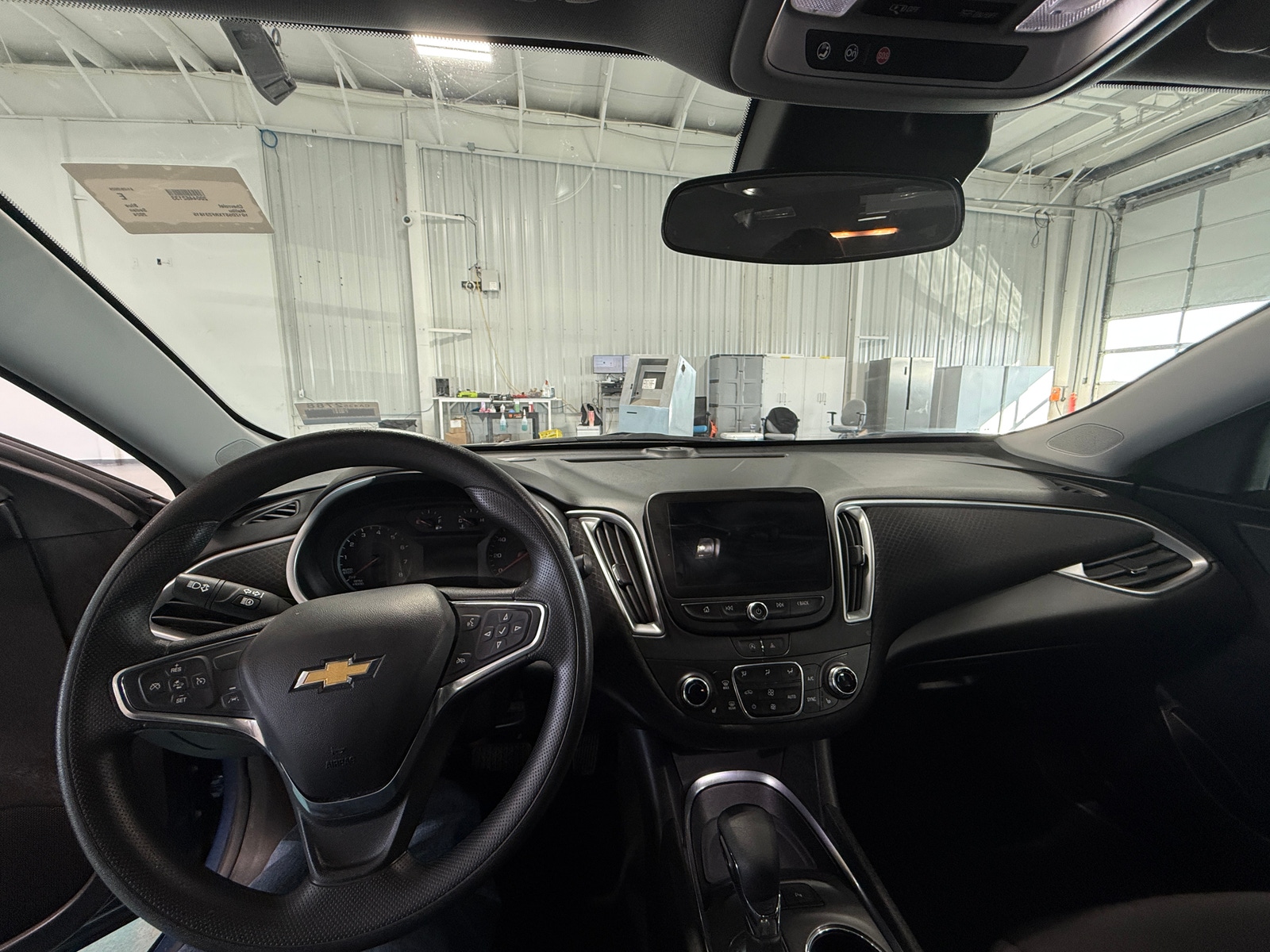 Thumbnail: 2024 Chevrolet Malibu - 3