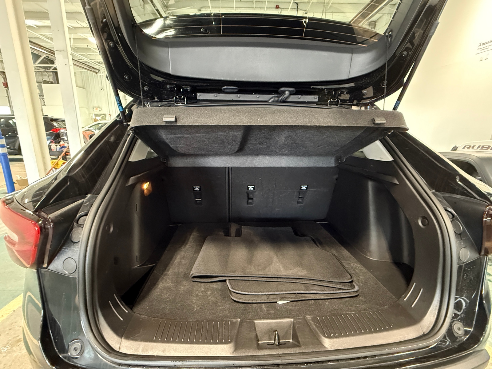 Thumbnail: 2025 Chevrolet Trax - 7