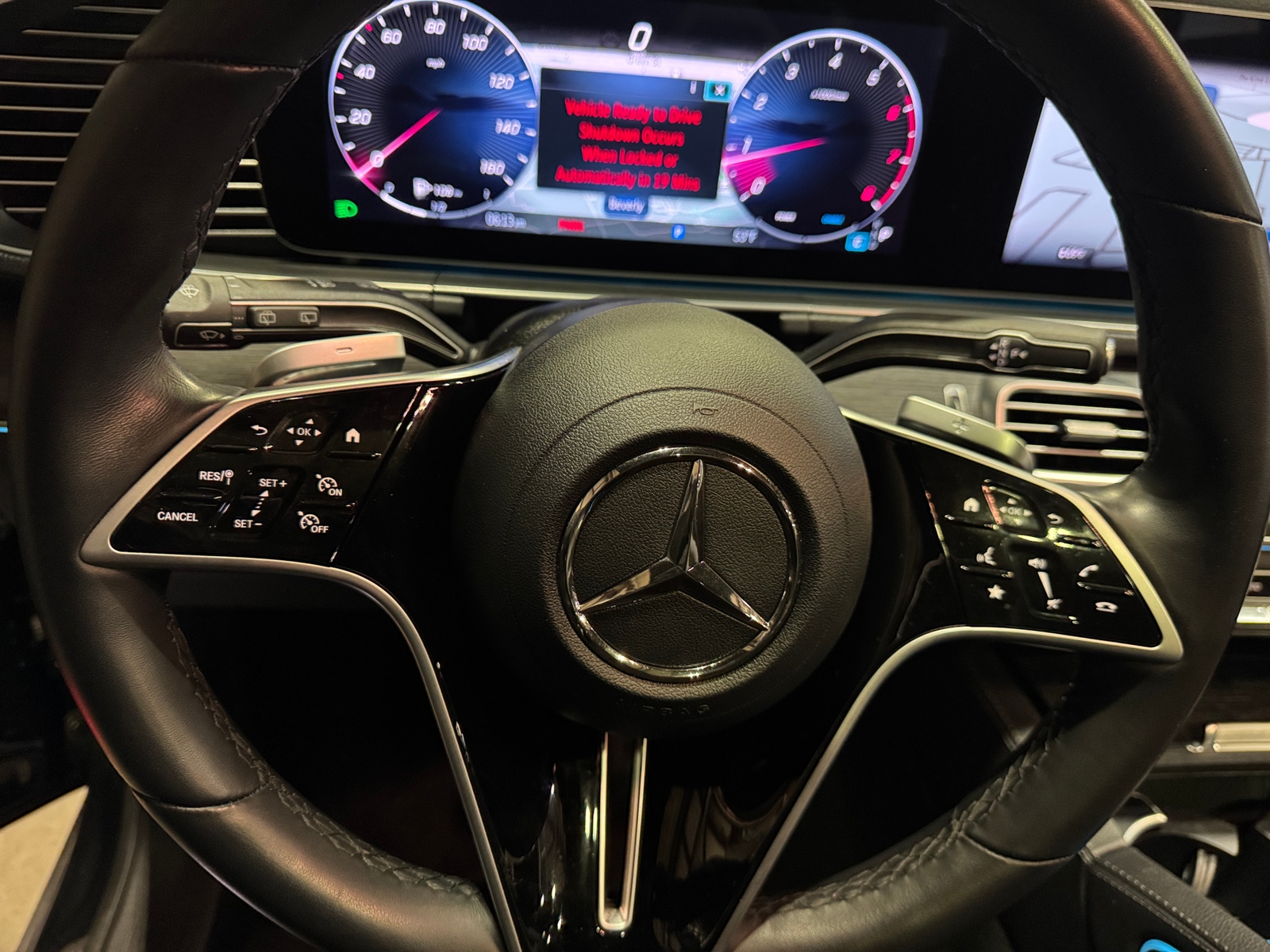 Thumbnail: 2025 Mercedes-Benz GLE - 4