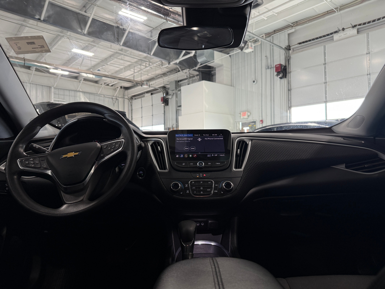 Thumbnail: 2024 Chevrolet Malibu - 3