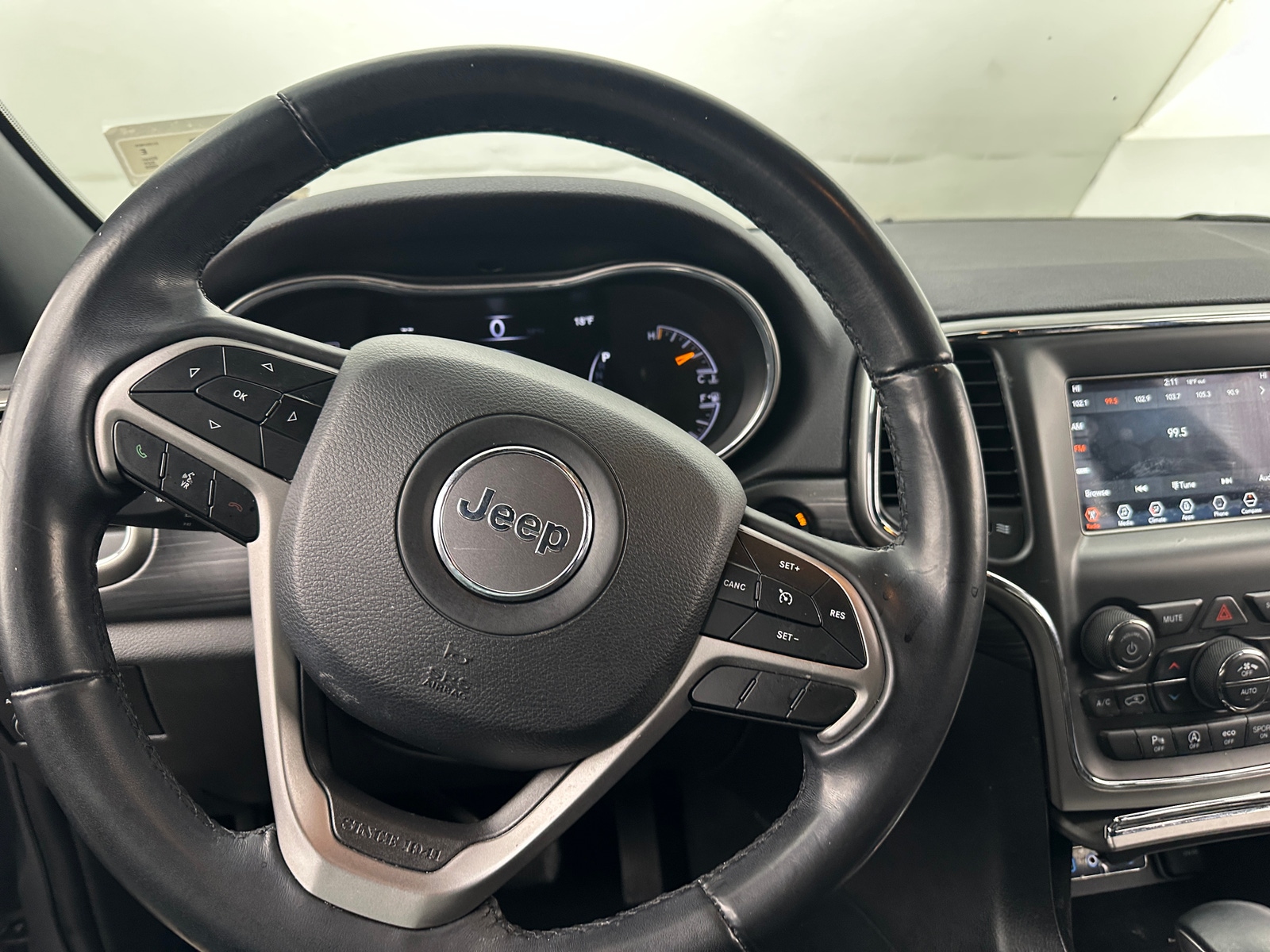 Thumbnail: 2020 Jeep Grand Cherokee - 5