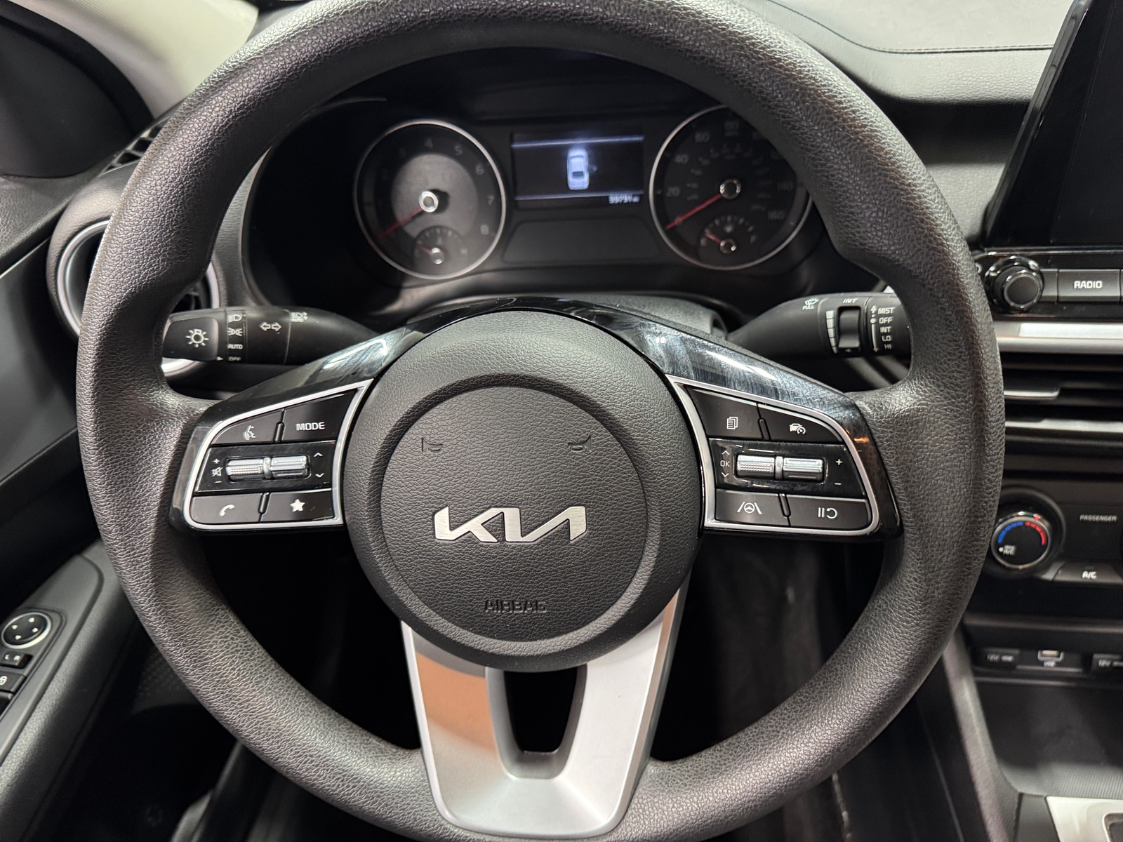 Thumbnail: 2023 Kia Forte - 5