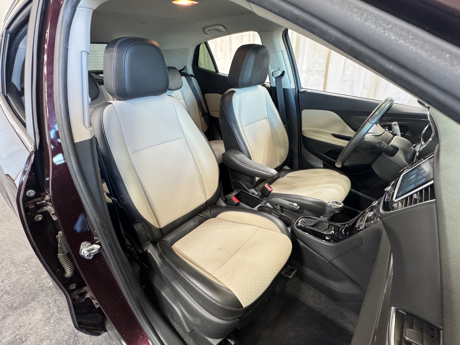 Thumbnail: 2018 Buick Encore - 2