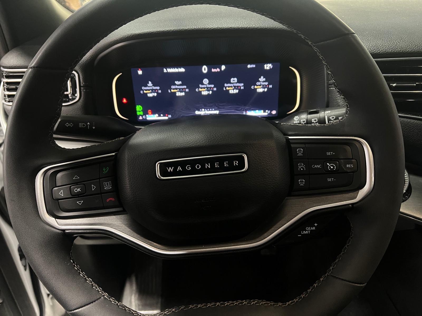 Thumbnail: 2025 Jeep Wagoneer - 4