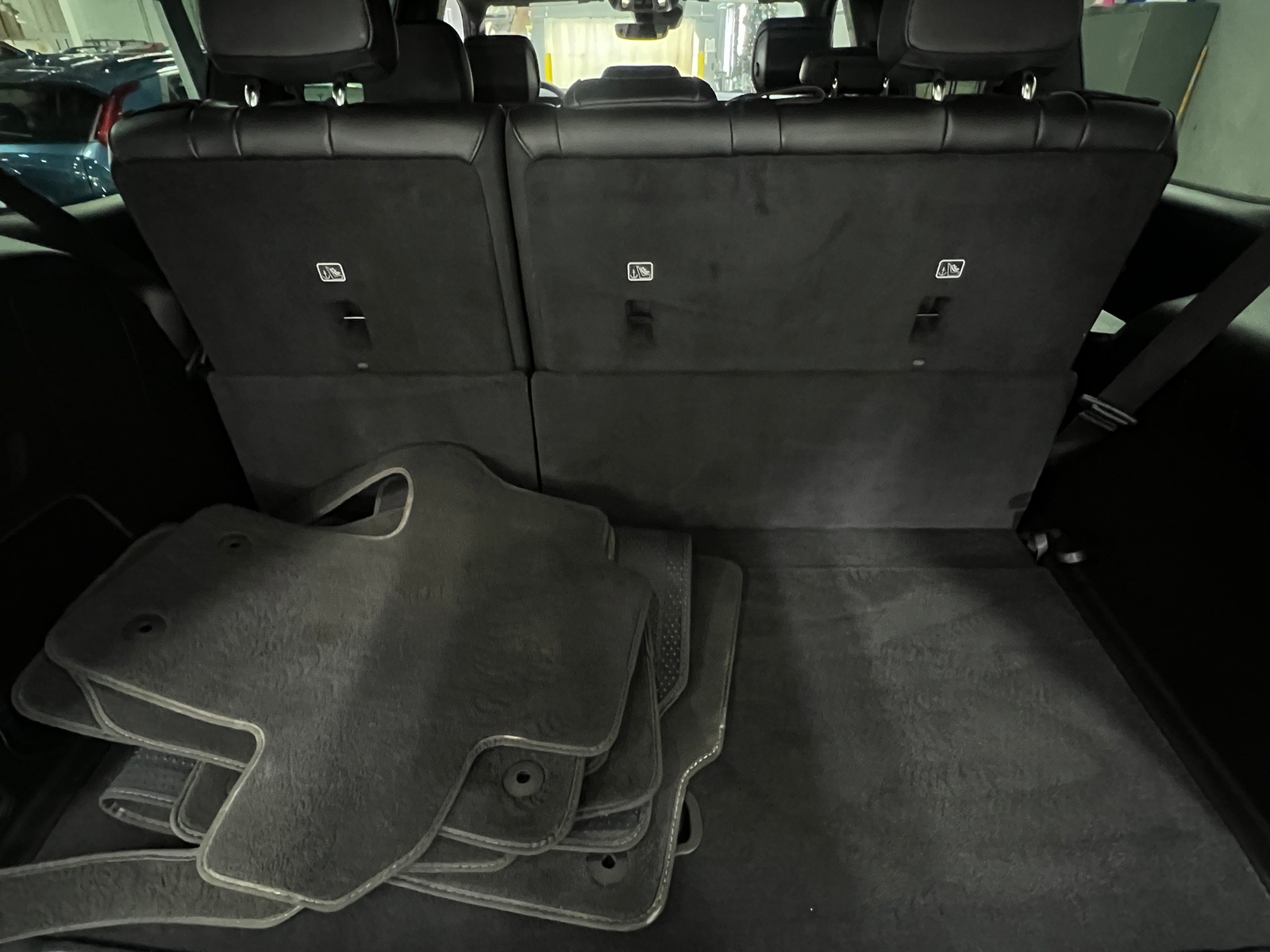 Thumbnail: 2025 Jeep Wagoneer - 6