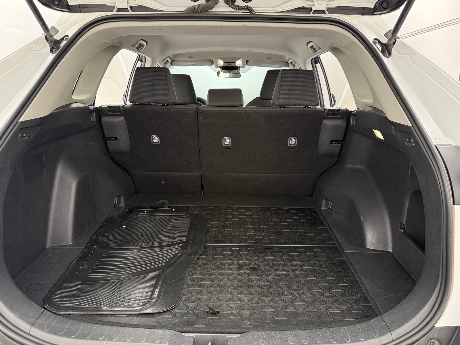 Thumbnail: 2024 Toyota RAV4 - 7